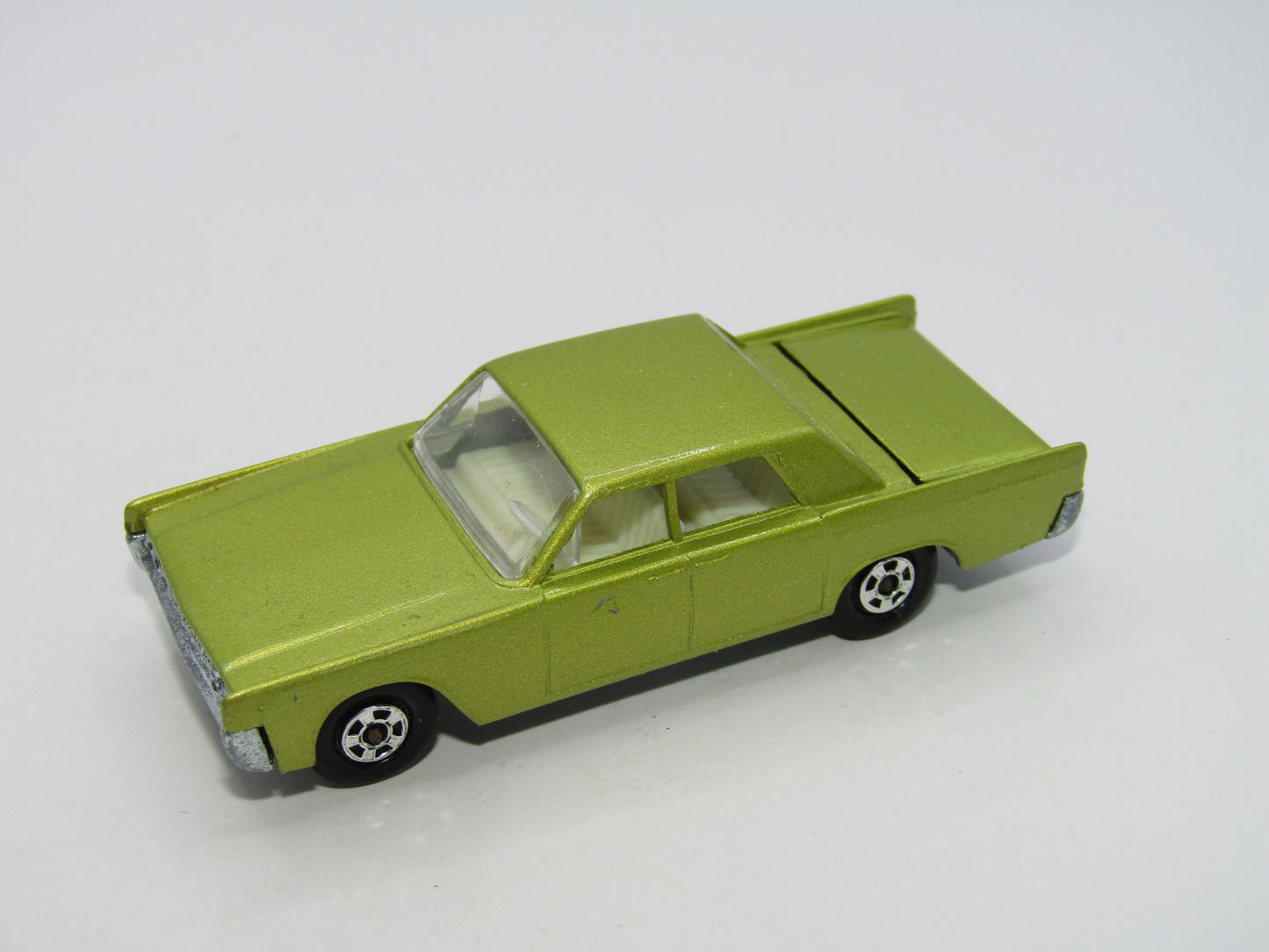 Matchbox Superfast 31A Lincoln Continental Narrow Wheels Excellent
