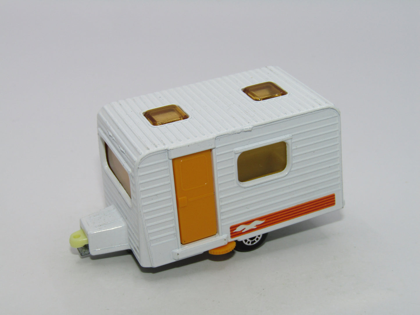 Matchbox Superfast 31C Caravan Orange Seagull Labels Light Yellow Interior