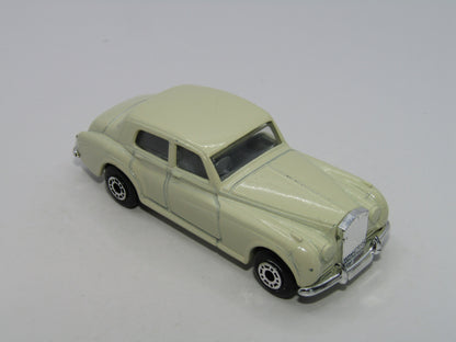 Matchbox Superfast 31F Rolls Royce Silver Cloud Cream Grey Interior