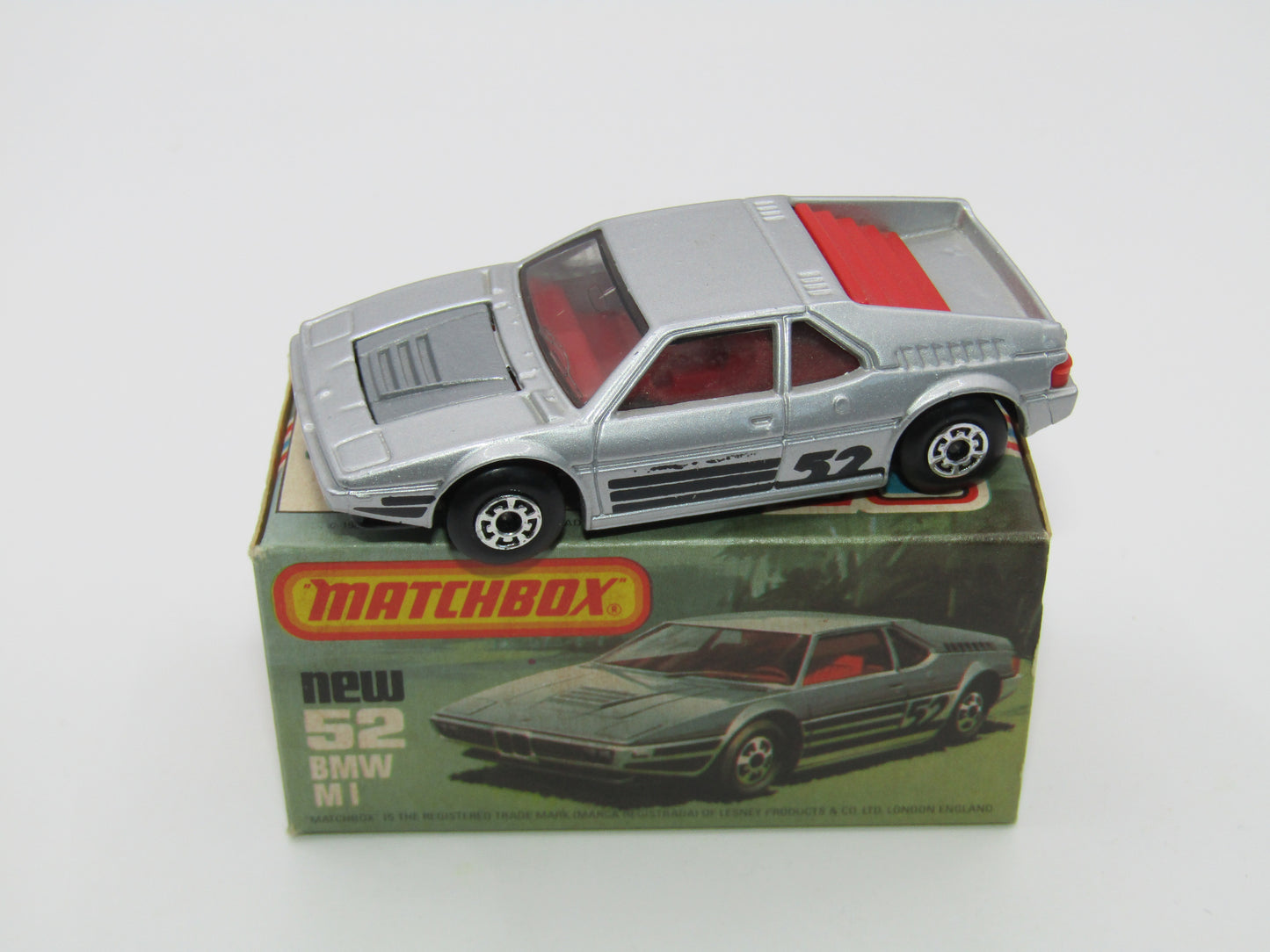 Matchbox Superfast 52C BMW M1 DARK SMOKE Windows DARK RED Interior