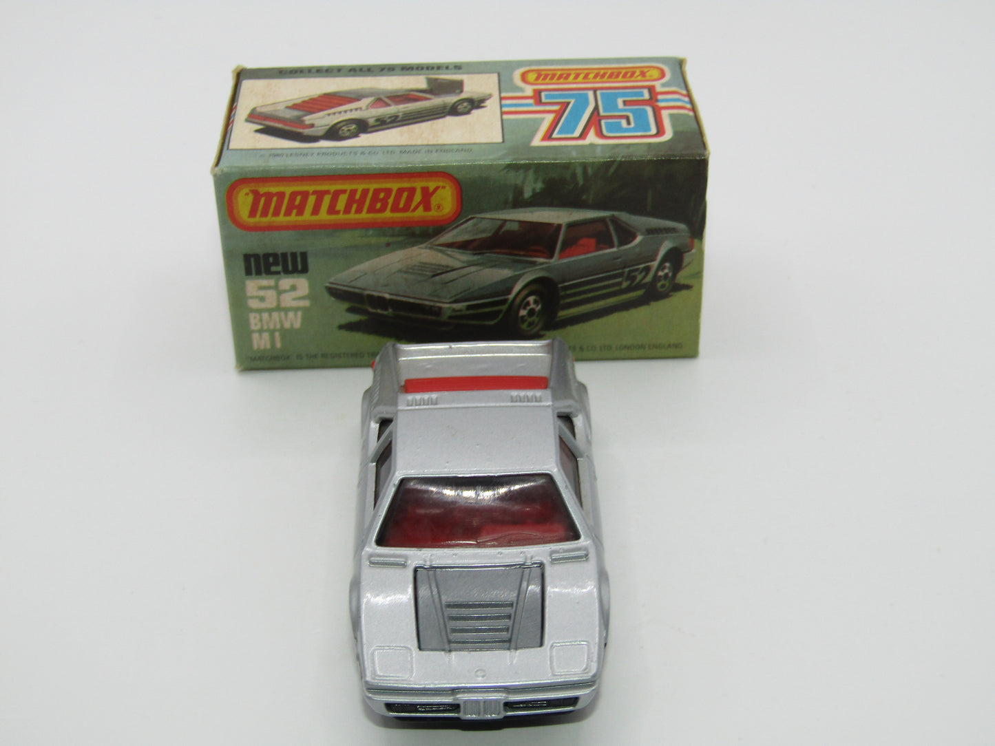 Matchbox Superfast 52C BMW M1 DARK SMOKE Windows DARK RED Interior