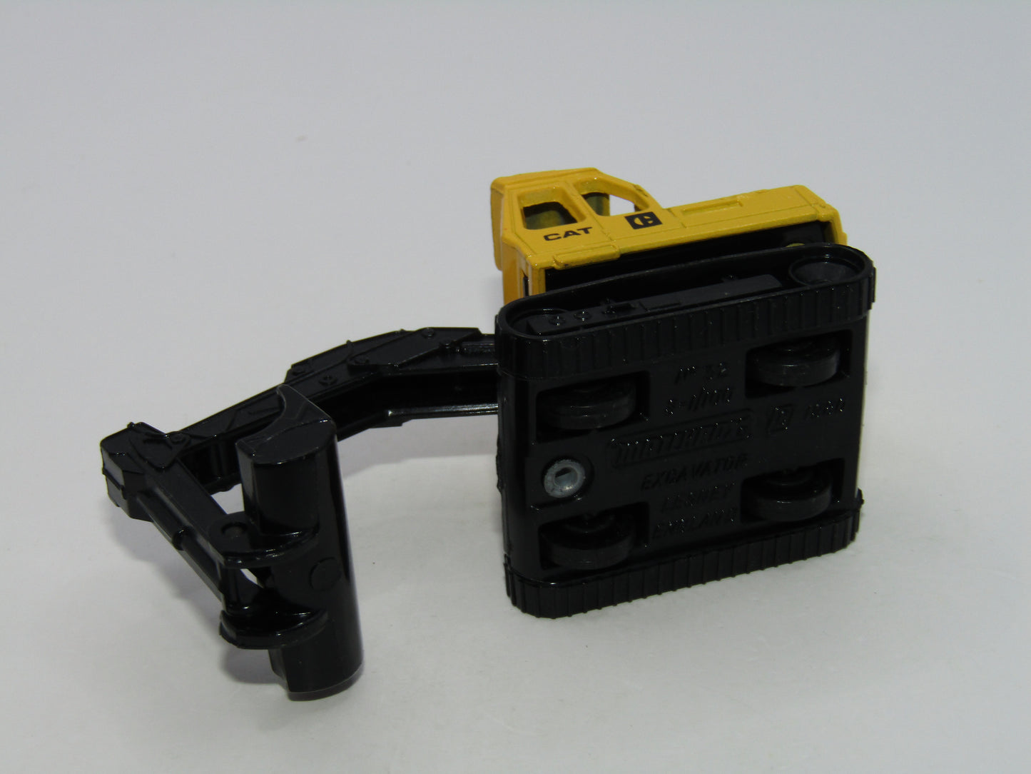Matchbox Superfast 32D Atlas Excavator Yellow & Black CAT Tampo