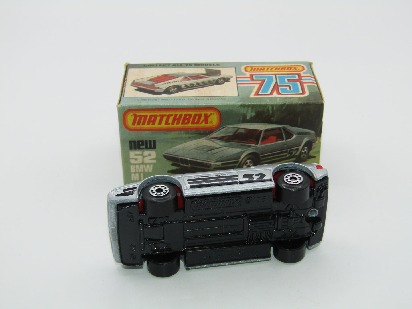 Matchbox Superfast 52C BMW M1 DARK SMOKE Windows DARK RED Interior