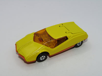 Matchbox Superfast 33B Datsun 126X Yellow Dark Amber Windows SMOOTH Base
