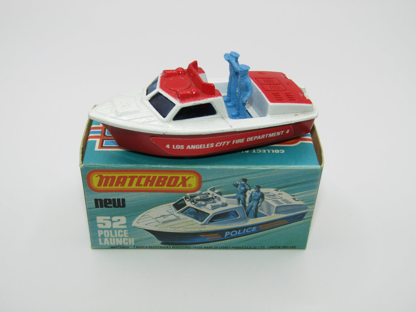 Matchbox Superfast 52C Police Launch Code Red BLUE MEN