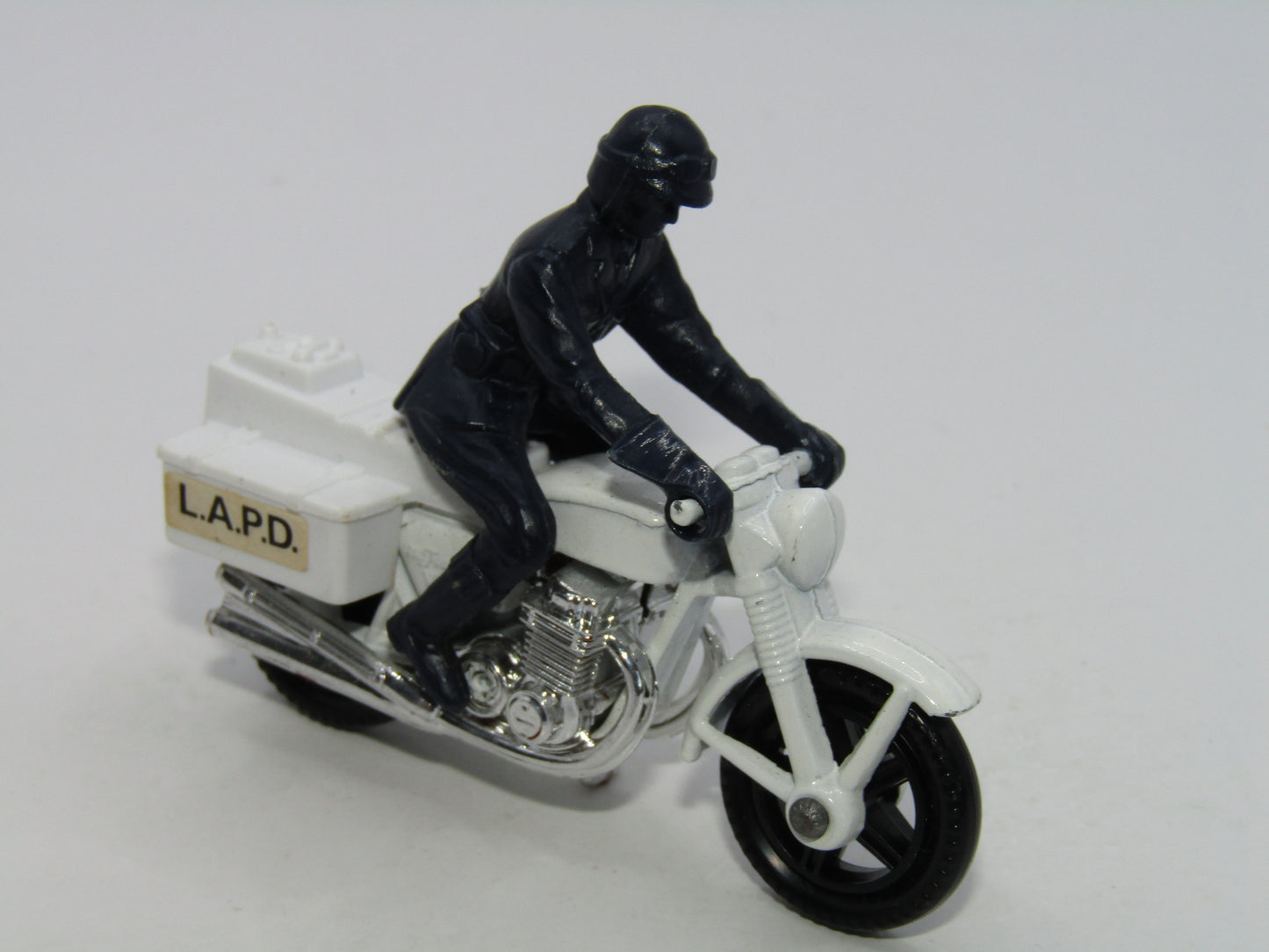 Matchbox Superfast 33C Police Motor Cyclist LAPD Silver Engine Mag Wheels