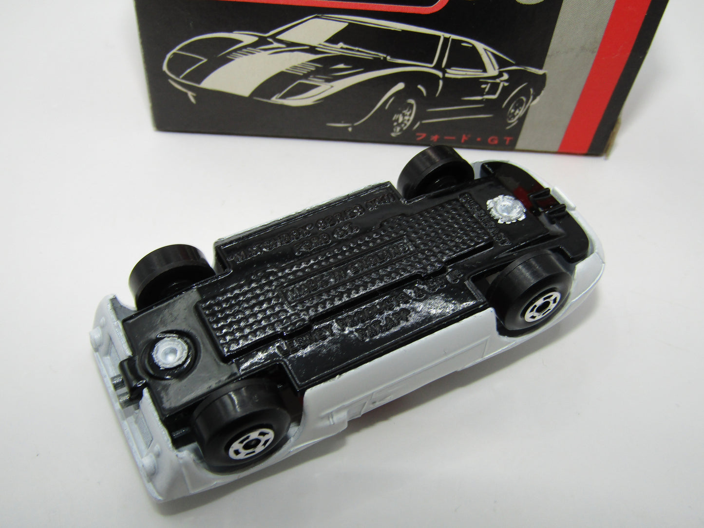 Matchbox Superfast Japan Issue J-5 41A Ford G.T. "6" Label 5 Spoke Wheels