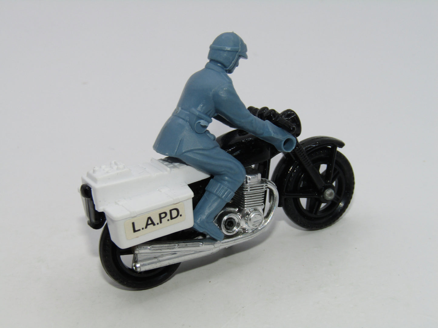 Matchbox Superfast 33C Police Motor Cyclist LAPD BLACK Engine Mag Wheels