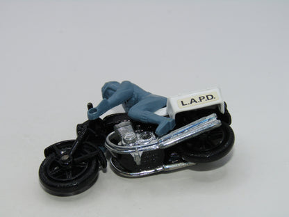 Matchbox Superfast 33C Police Motor Cyclist LAPD BLACK Engine Mag Wheels
