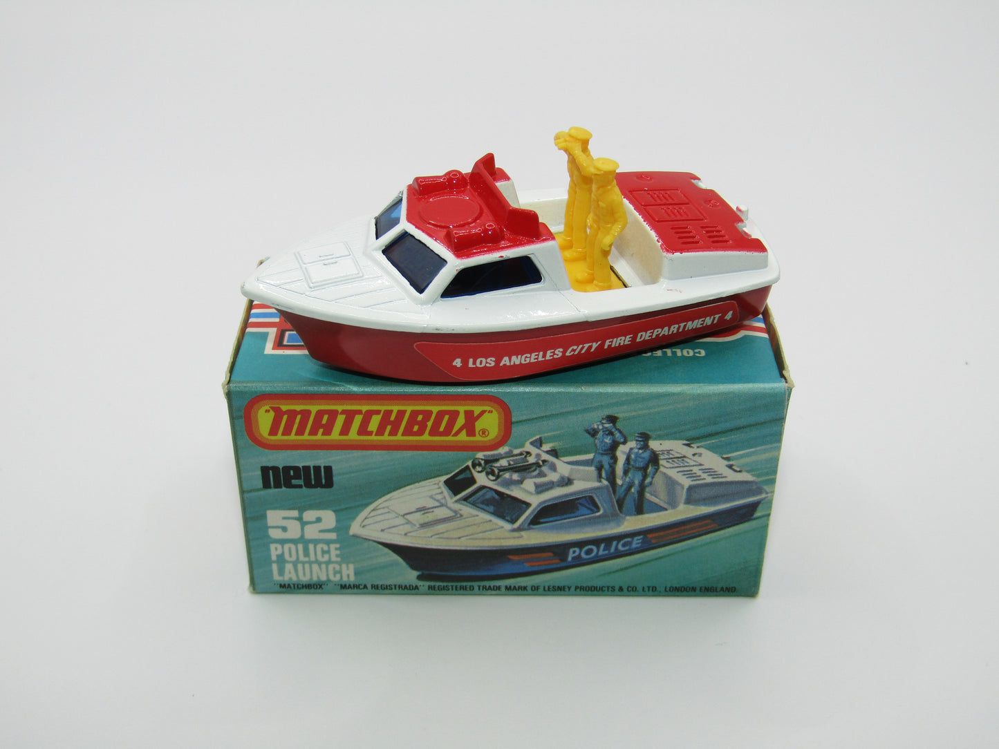 Matchbox Superfast 52C Police Launch Code Red Yellow Men