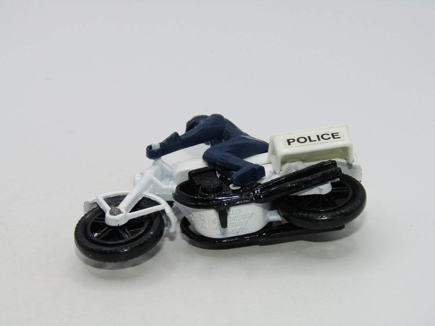 Matchbox Superfast 33C Police Motor Cyclist BLACK Engine Dark Blue Rider