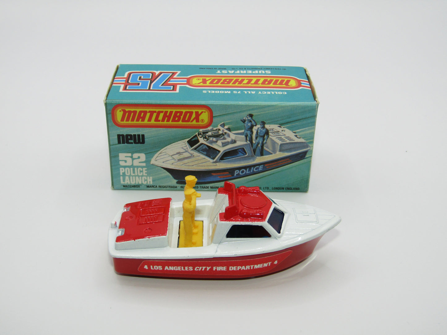 Matchbox Superfast 52C Police Launch Code Red Yellow Men