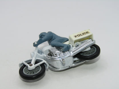 Matchbox Superfast 33C Police Motor Cyclist White, Silver Engine Wire Wheels