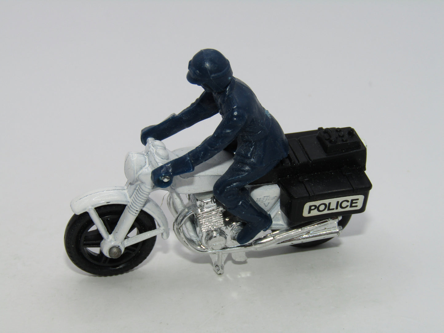 Matchbox Superfast 33C Police Motor Cyclist Black Seats & Police Box