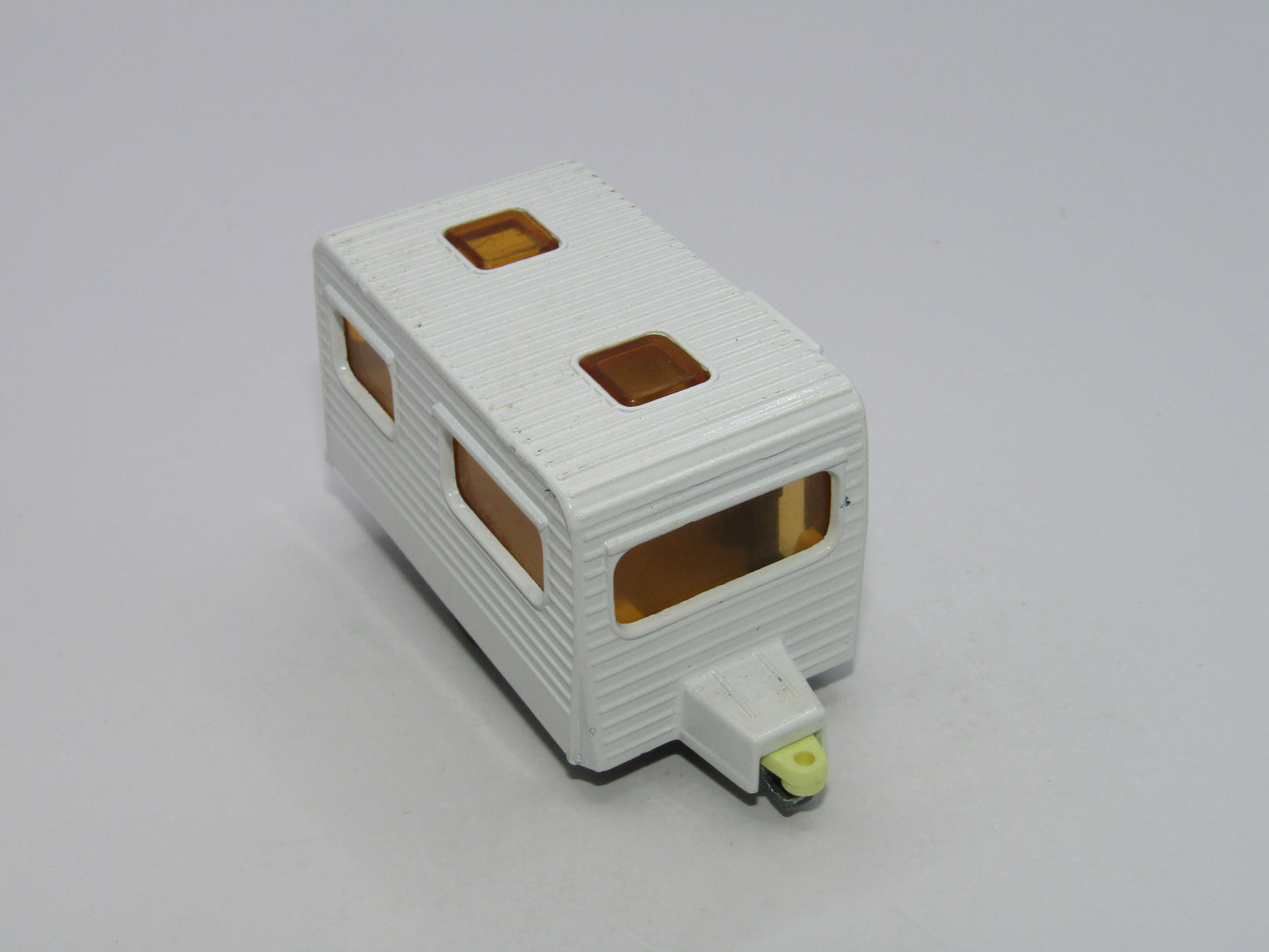 Matchbox Superfast 31C Caravan BLUE Door Light Yellow Interior