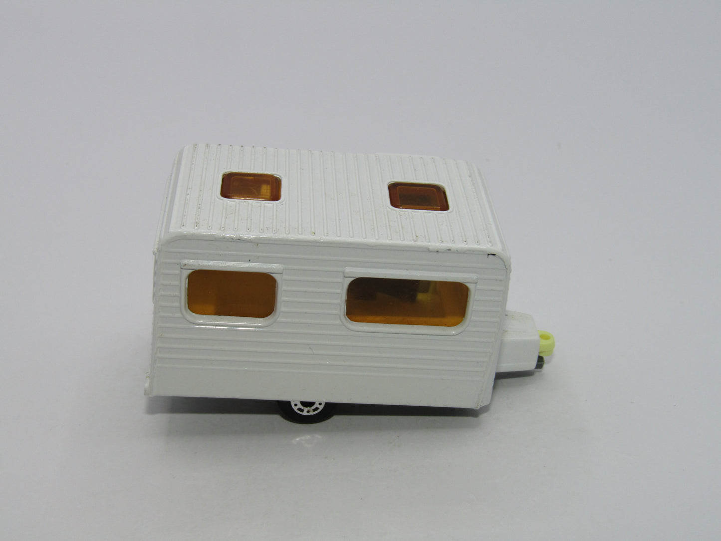 Matchbox Superfast 31C Caravan BLUE Door Light Yellow Interior
