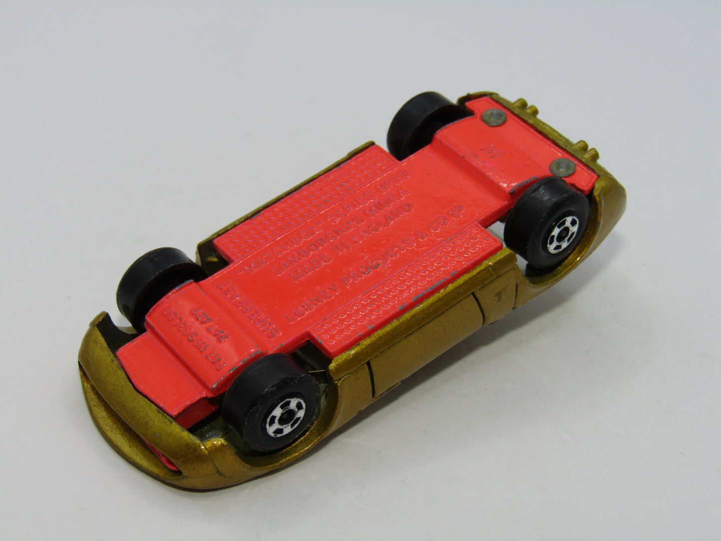 Matchbox Superfast 33A Lamborghini Miura Light Gold Salmon Pink Base
