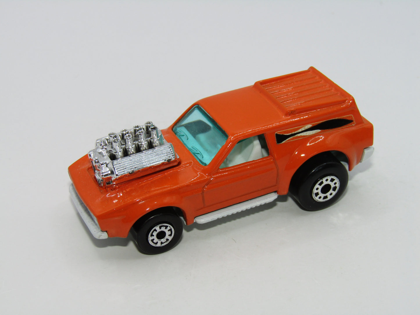 Matchbox Superfast 34B Ford Mustang Vantastic with Engine & Labels