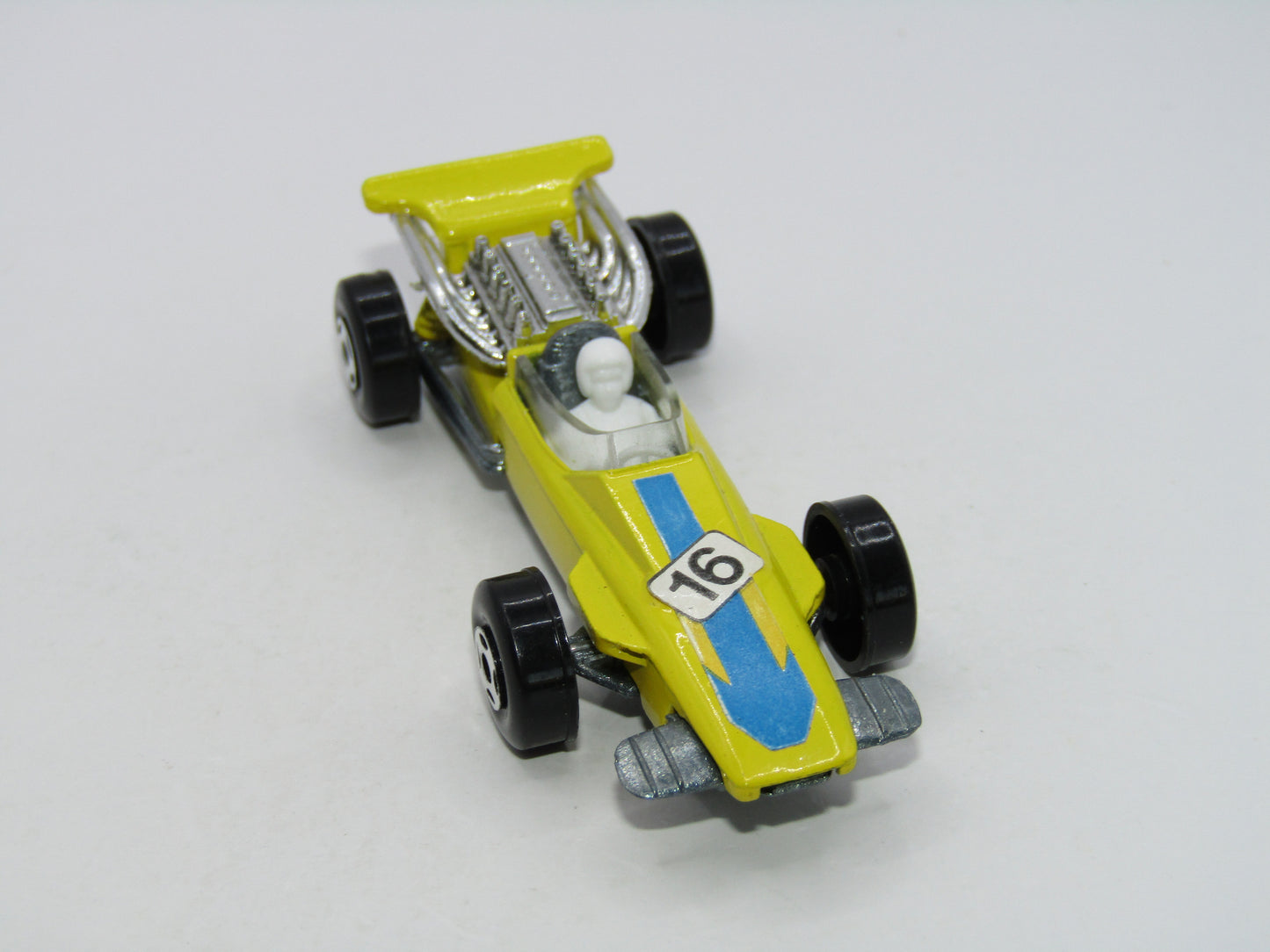 Matchbox Superfast 34A Formula 1 Racing Car 4 Spoke Narrow Wheels