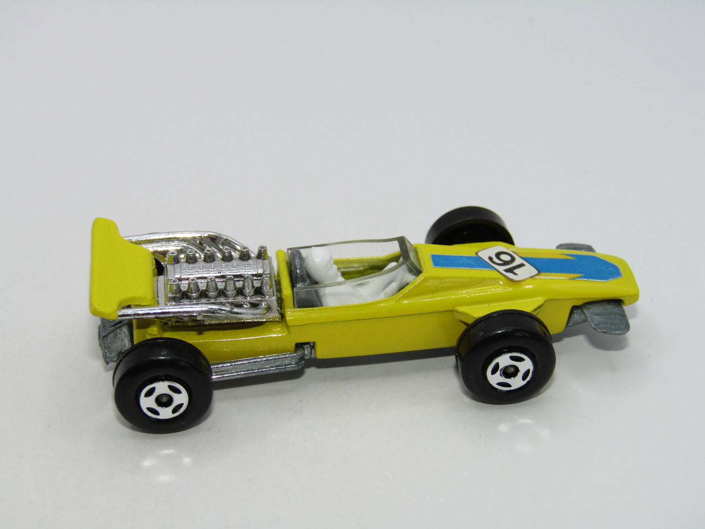 Matchbox Superfast 34A Formula 1 Racing Car 4 Spoke Narrow Wheels