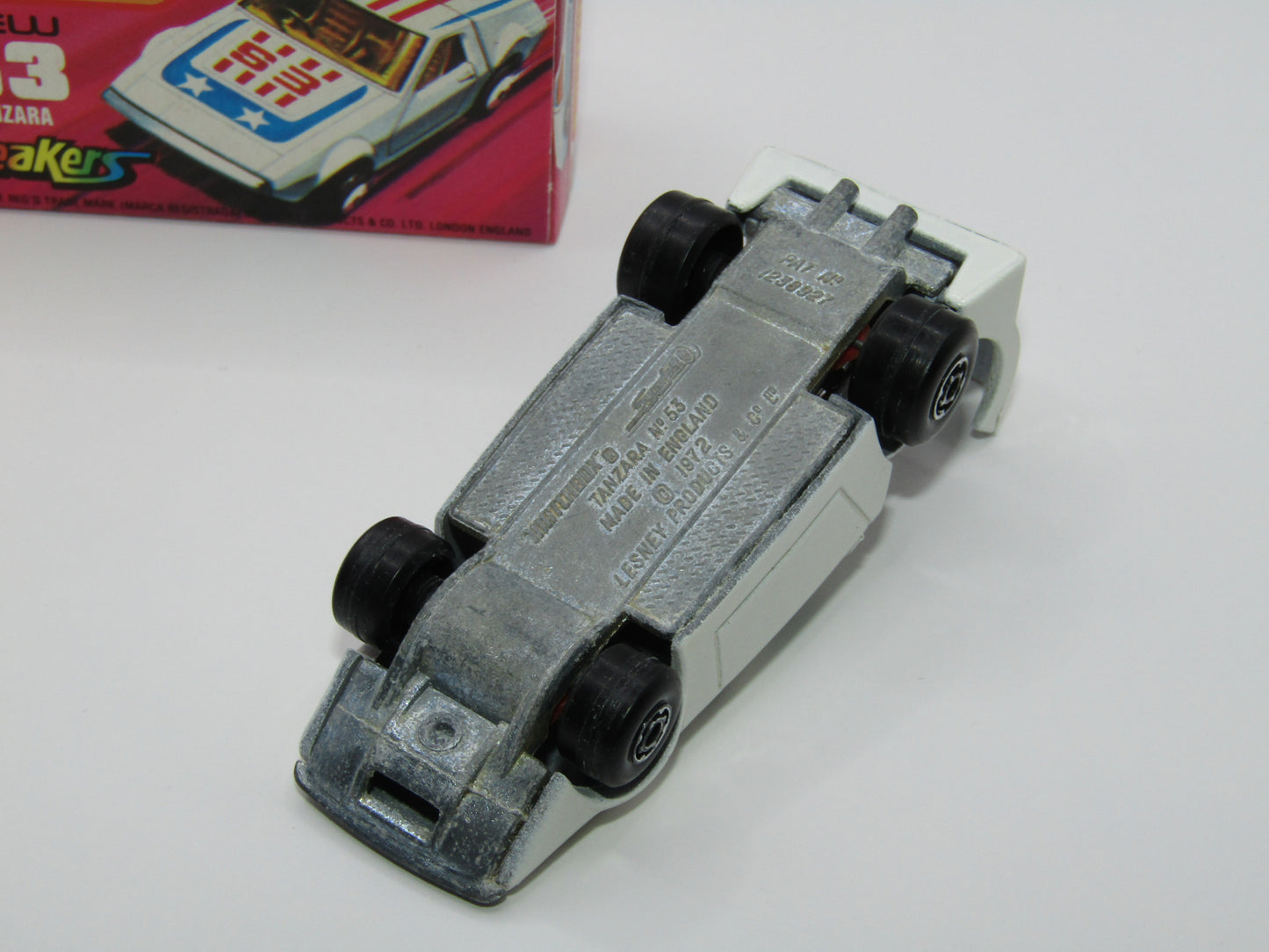 Matchbox Superfast 53B Tanzara Streakers BLUE Windows