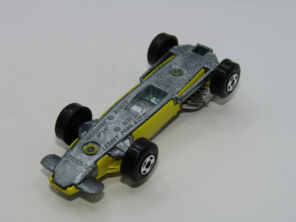 Matchbox Superfast 34A Formula 1 Racing Car 4 Spoke Narrow Wheels