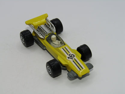 Matchbox Superfast 34A Formula 1 Racing Car "16" SMOKE Windows Wide Wheels
