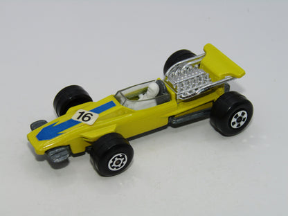 Matchbox Superfast 34A Formula 1 Racing Car "16" Blue Stripe Label
