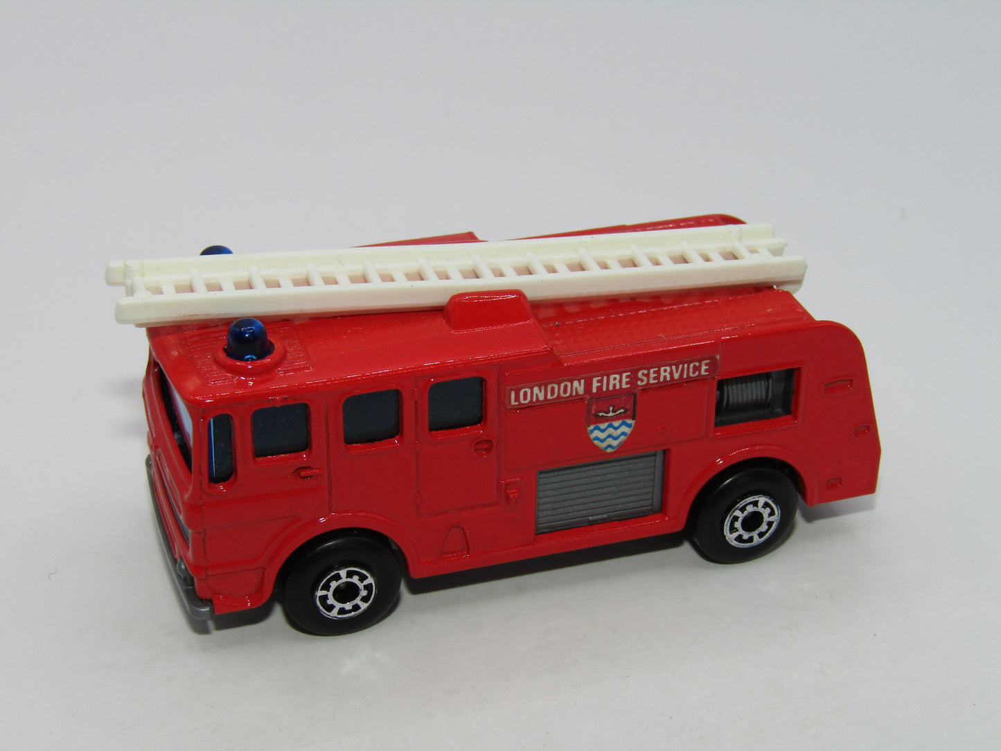 Matchbox Superfast 35A Merryweather Fire Engine 5 ARCH Wide Wheels