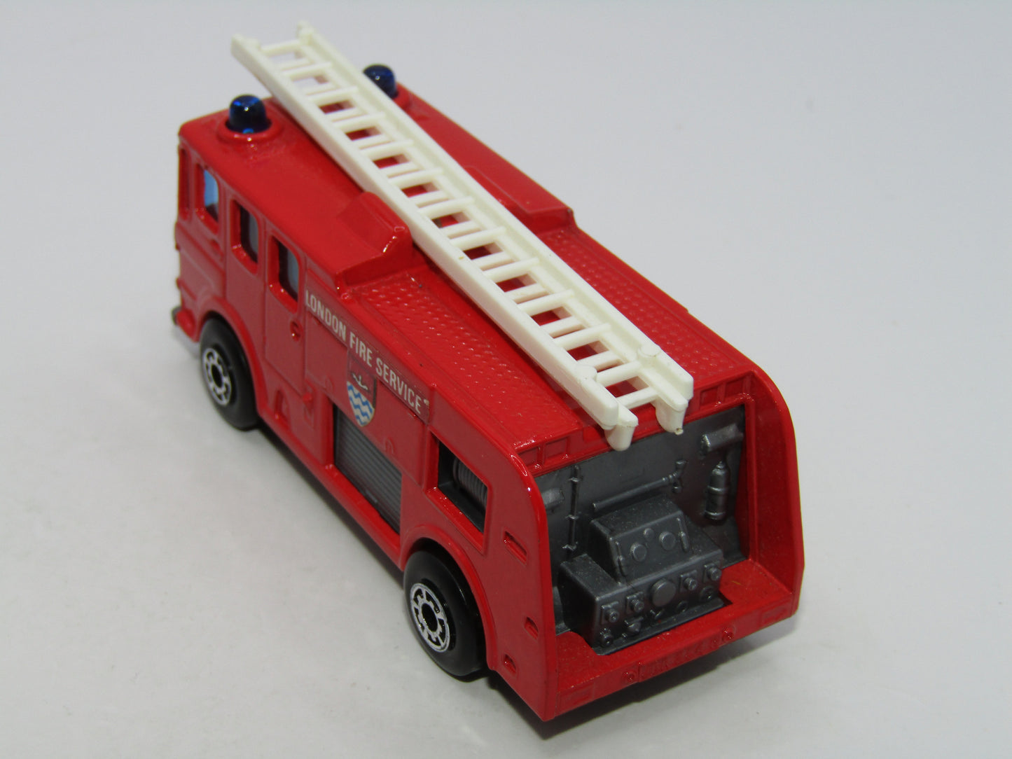 Matchbox Superfast 35A Merryweather Fire Engine 5 ARCH Wide Wheels