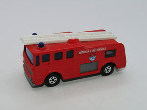 Matchbox Superfast 35A Merryweather Fire Engine Red 5 Spoke Narrow Wheels