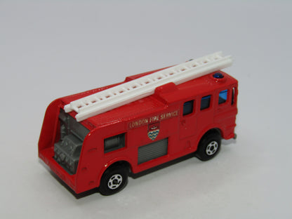 Matchbox Superfast 35A Merryweather Fire Engine Red 5 Spoke WIDE Wheels