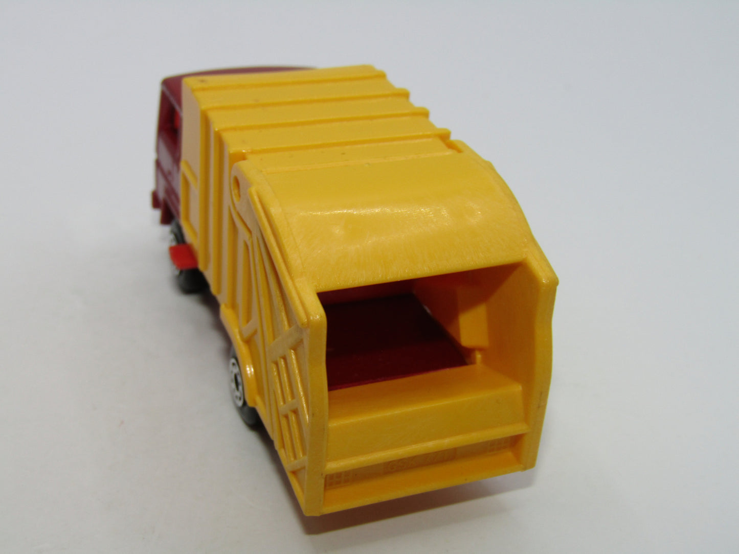 Matchbox Superfast 36D Refuse Truck Dark Met Red No Caution to rear
