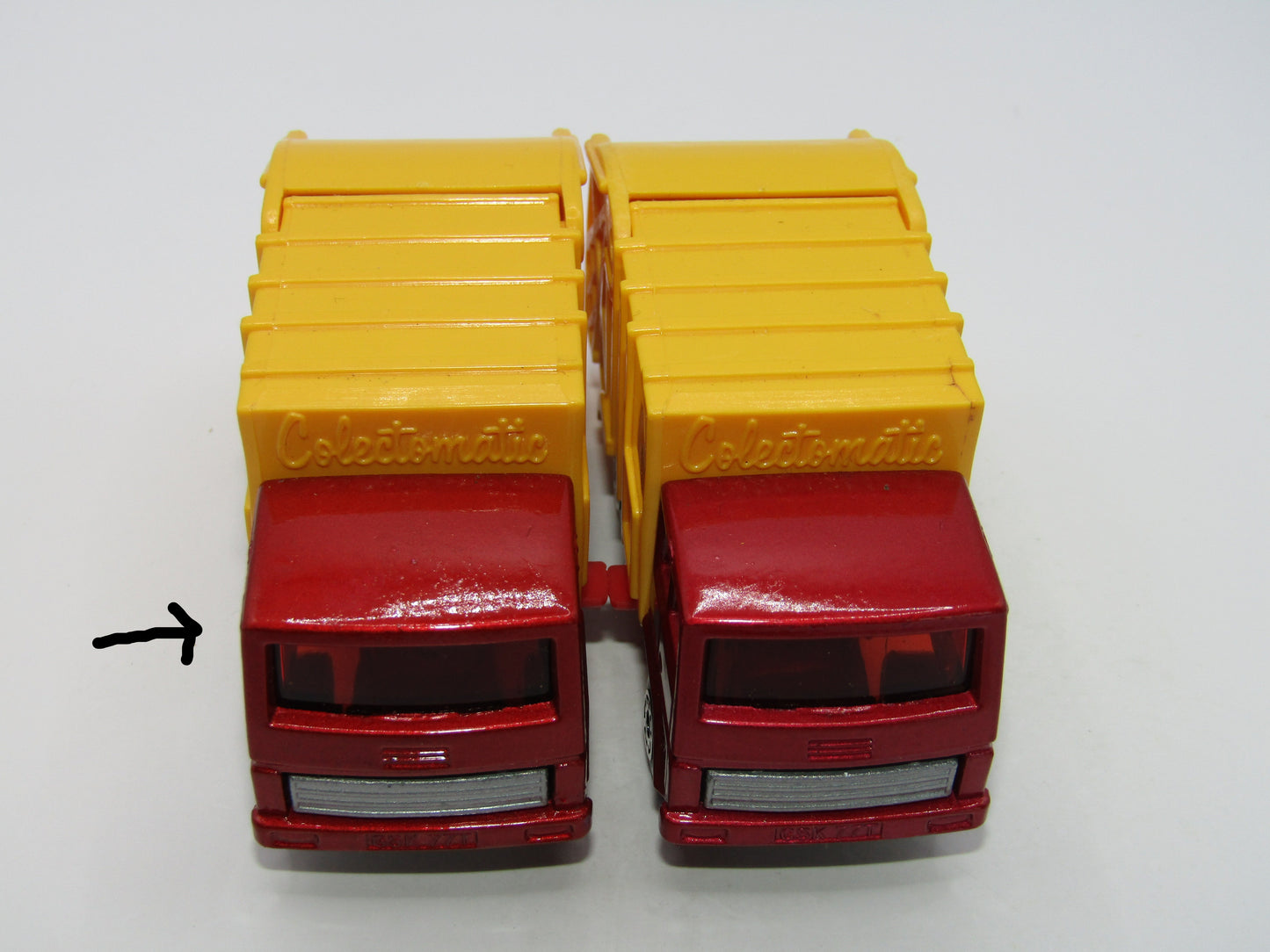 Matchbox Superfast 36D Refuse Truck Light Met Red No Caution to rear