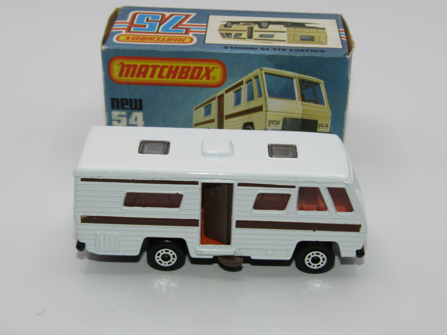 Matchbox Superfast 54D Mobile Home White BROWN SIDE STRIPE