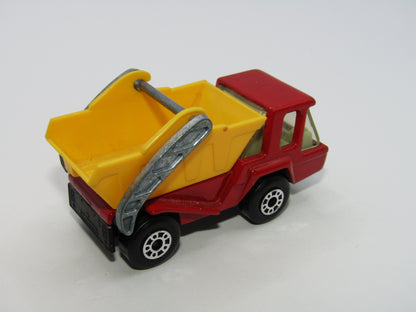 Matchbox Superfast 37C Skip Truck Dark Red Dot Dash Wheels