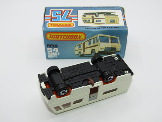 Matchbox Superfast 54D Mobile Home Clear Windows FLAT BLACK Base