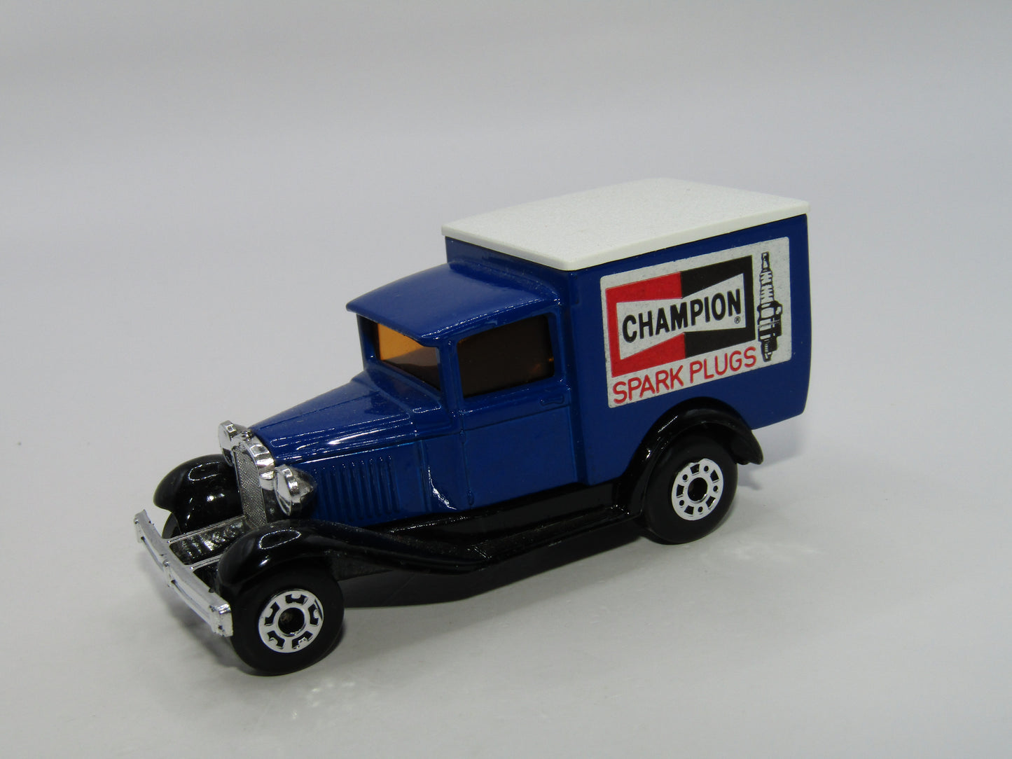 Matchbox Superfast 38E Model A Ford Van Dark Amber Windows