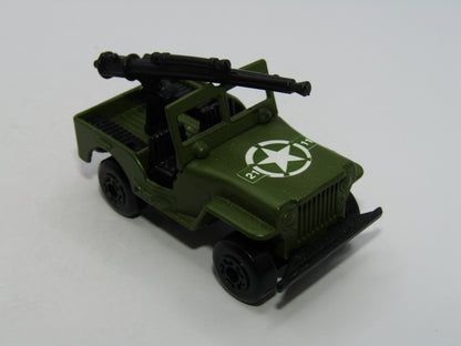 Matchbox Superfast 38C Armoured Jeep & Gun Sleet N Snow Base 21 star 11 label