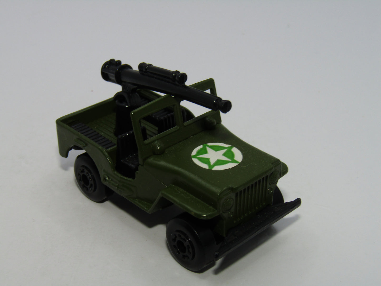 Matchbox Superfast 38C Armoured Jeep & Gun 38 Jeep Base Green STAR Label