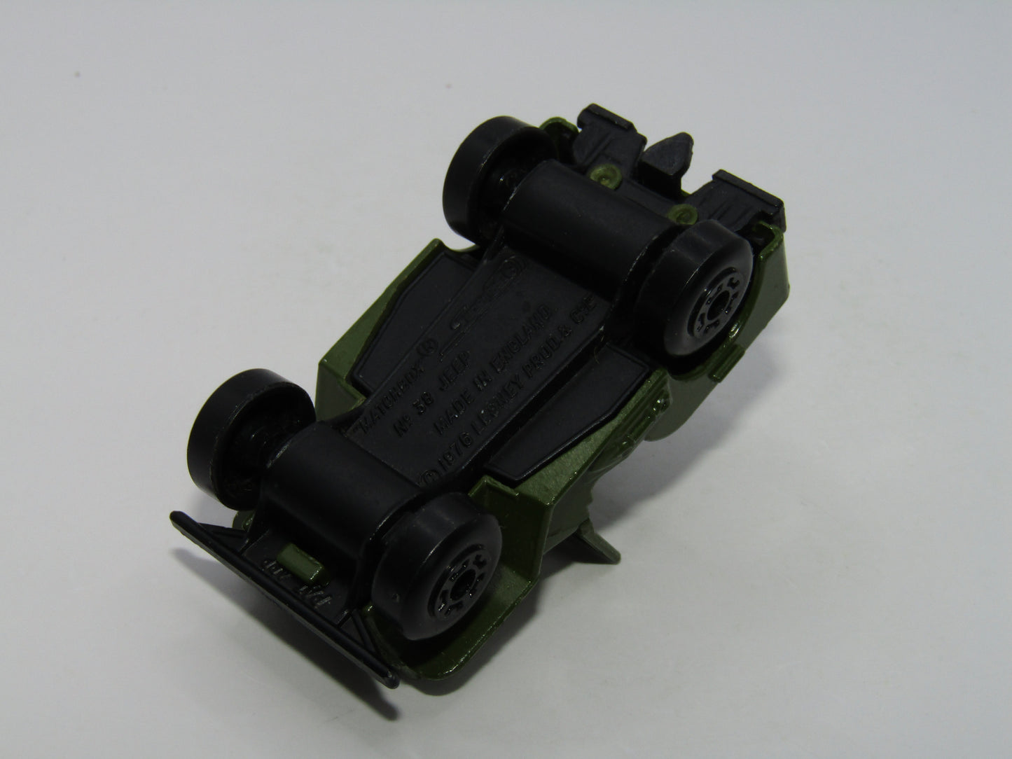 Matchbox Superfast 38C Armoured Jeep  38 Jeep Base 21 star 11 Label