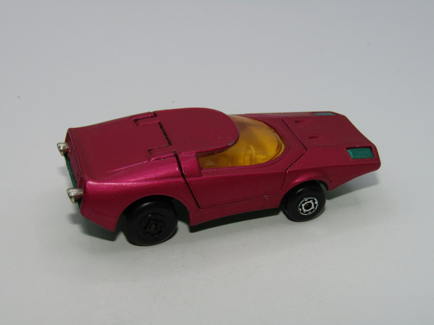 Matchbox Superfast 39A Clipper Purple Metallic Green Base