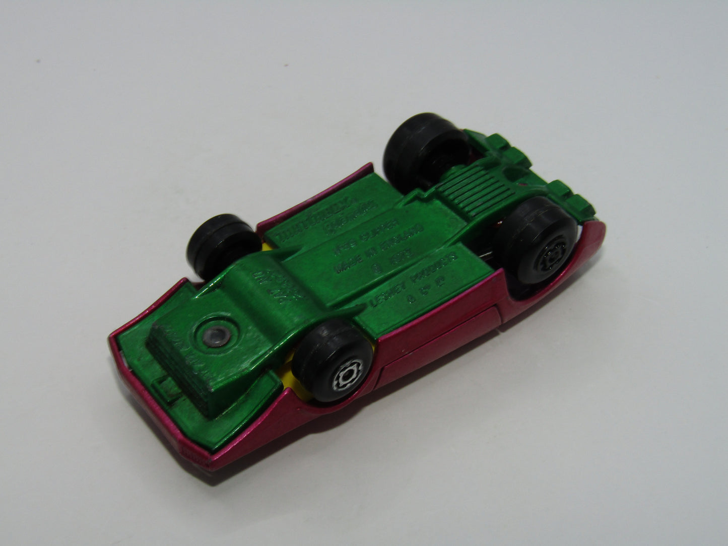 Matchbox Superfast 39A Clipper Purple Metallic Green Base