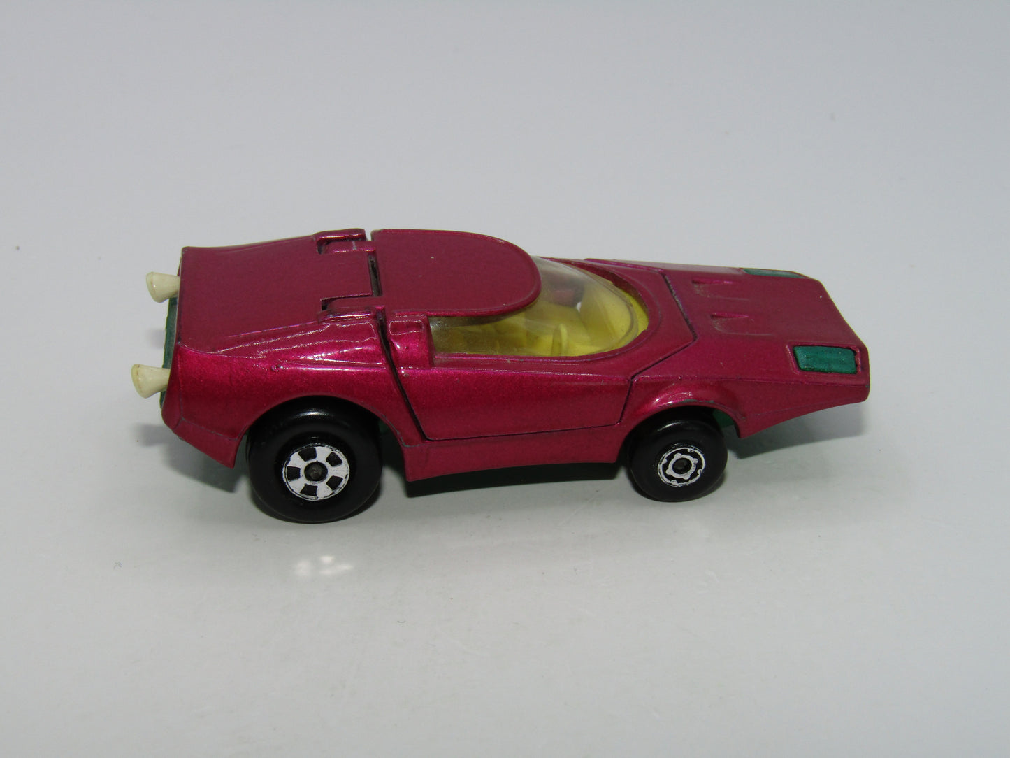 Matchbox Superfast 39A Clipper Purple CLEAR Windows White Engine Pipes