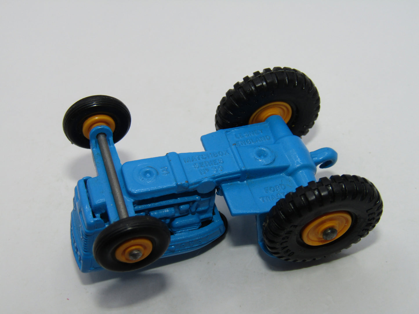 Matchbox Superfast 39A Ford Tractor Blue Regular Wheel Crossover G Box Issue