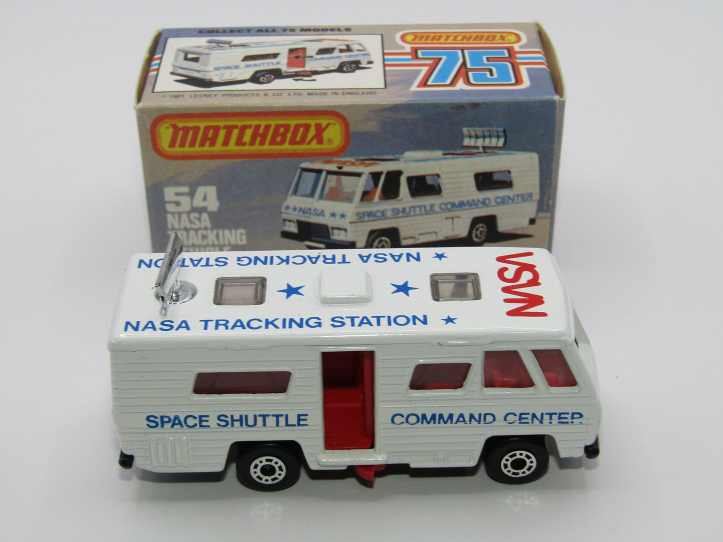 Matchbox Superfast 54E NASA Tracking Vehicle Metallic BLACK Base