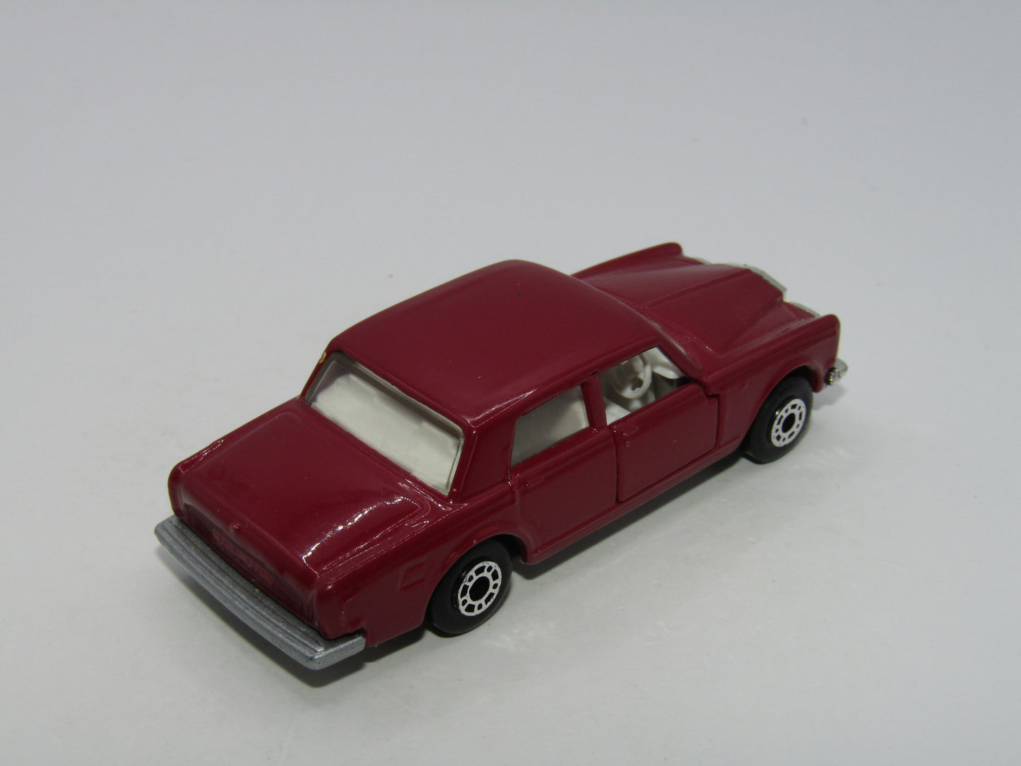 Matchbox Superfast 39B Rolls Royce SS Plum Silver Base