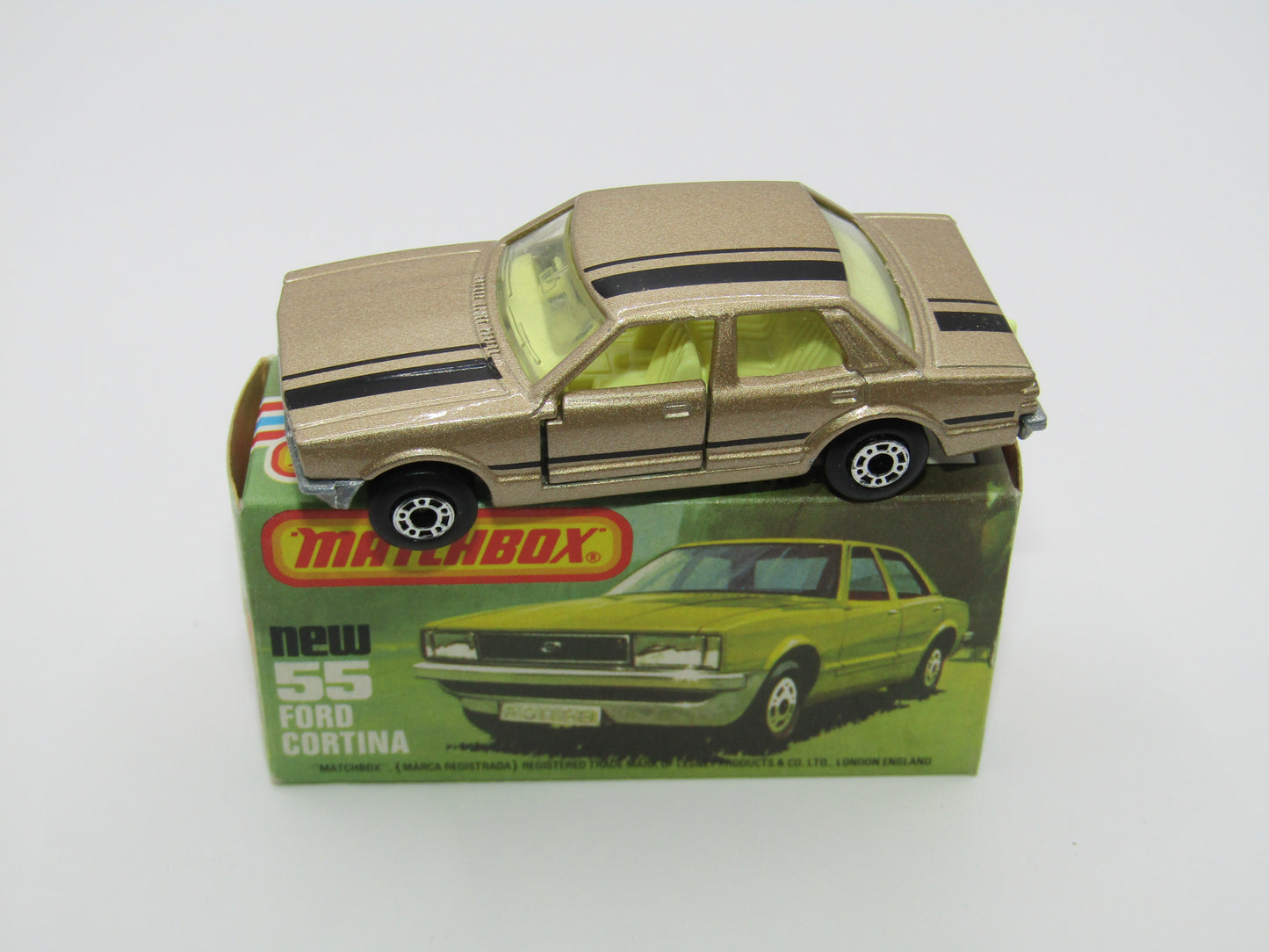 Matchbox Superfast 55D Ford Cortina Tan YELLOW Interior