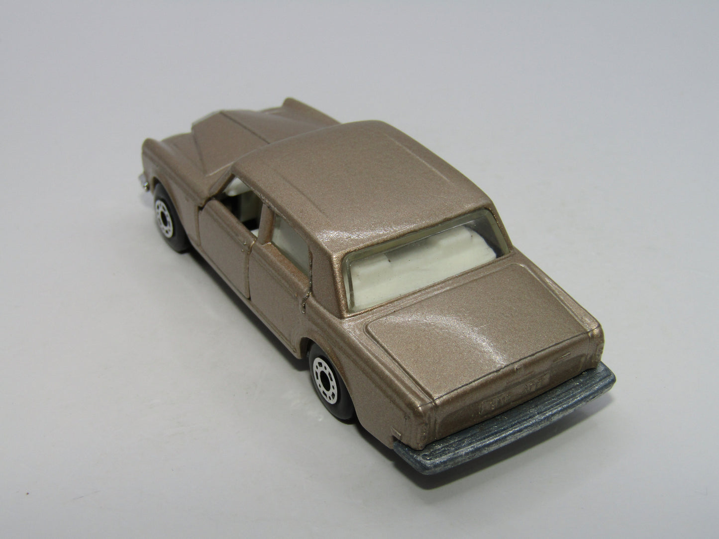Matchbox Superfast 39B Rolls Royce SS LIGHT Metallic Gold Unpainted Base