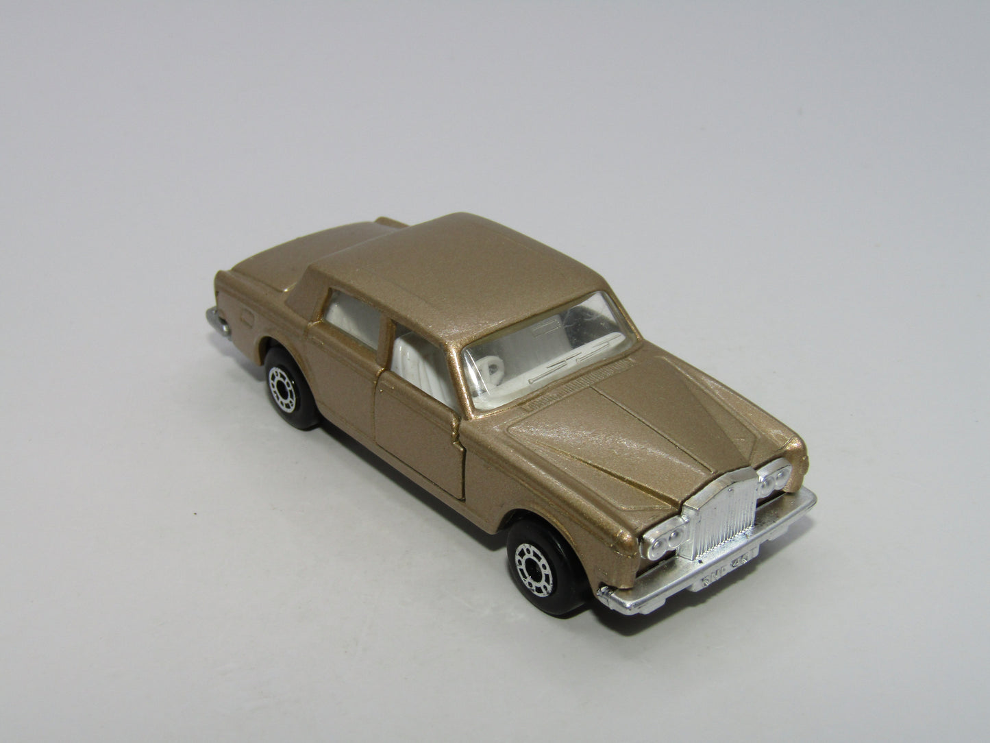 Matchbox Superfast 39B Rolls Royce SS Metallic Gold SILVER Base